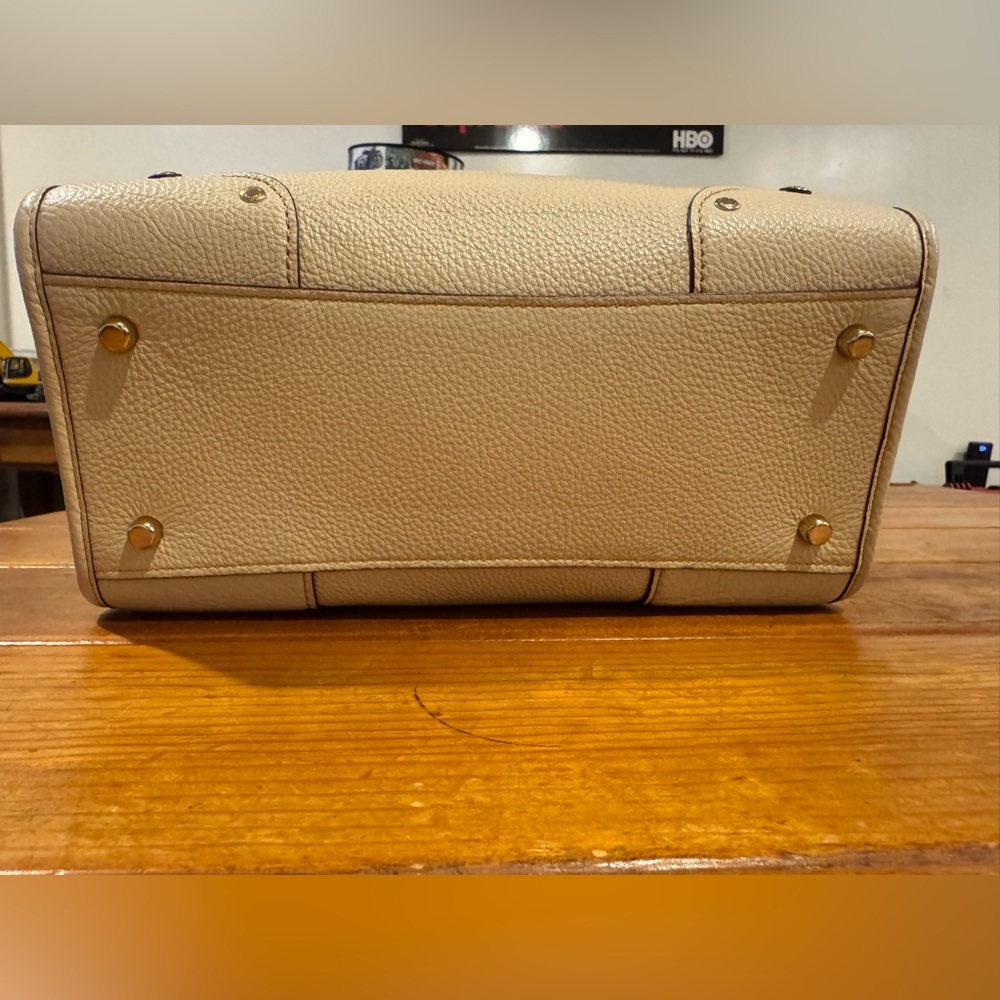 Coach Beige Leather Top Handle Bag - Picture 3 of 6